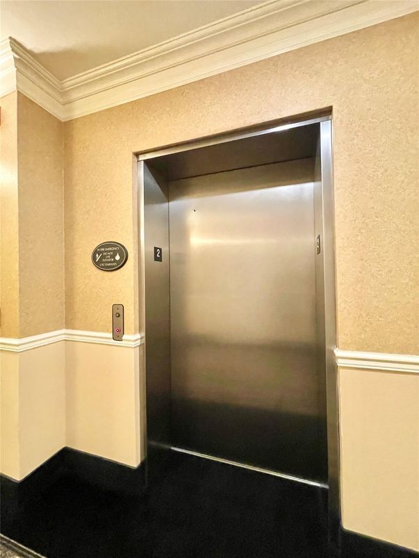 Elevator, Interior