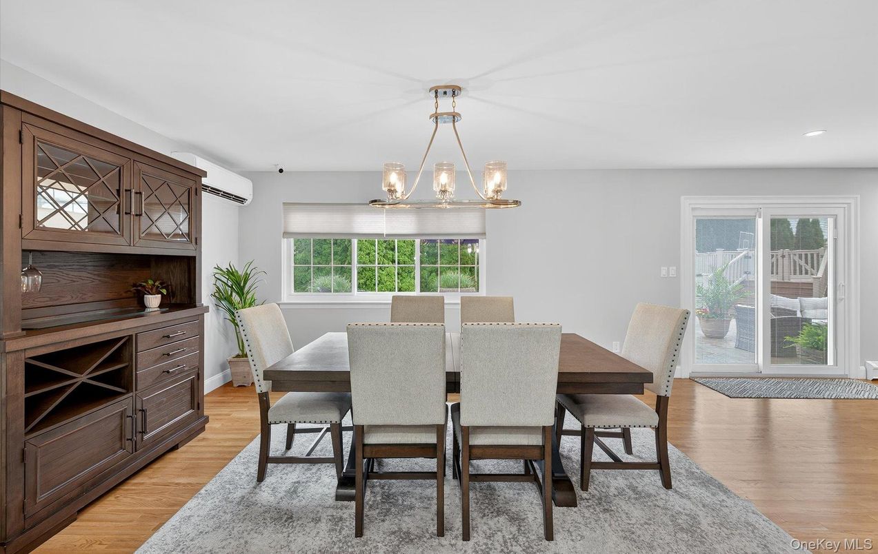 Dining room, Interior, Pendant Lights, Recessed Lighting, Wood Texture Flooring