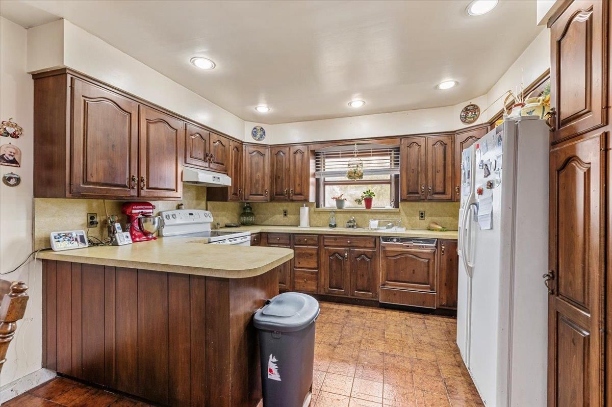 Interior, Kitchen, Recessed Lighting