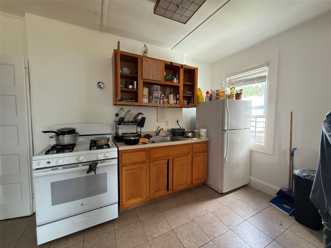 Interior, Kitchen