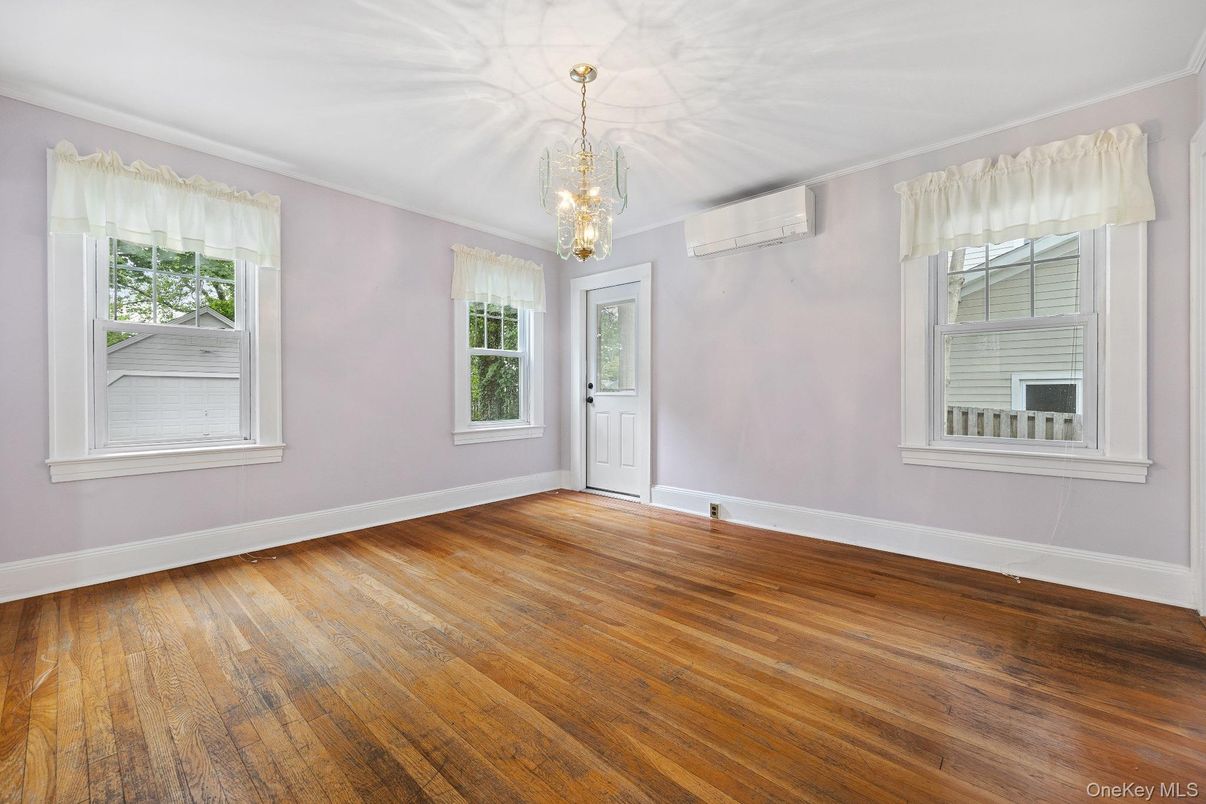 Chandelier, Empty room, Interior, Wood Texture Flooring