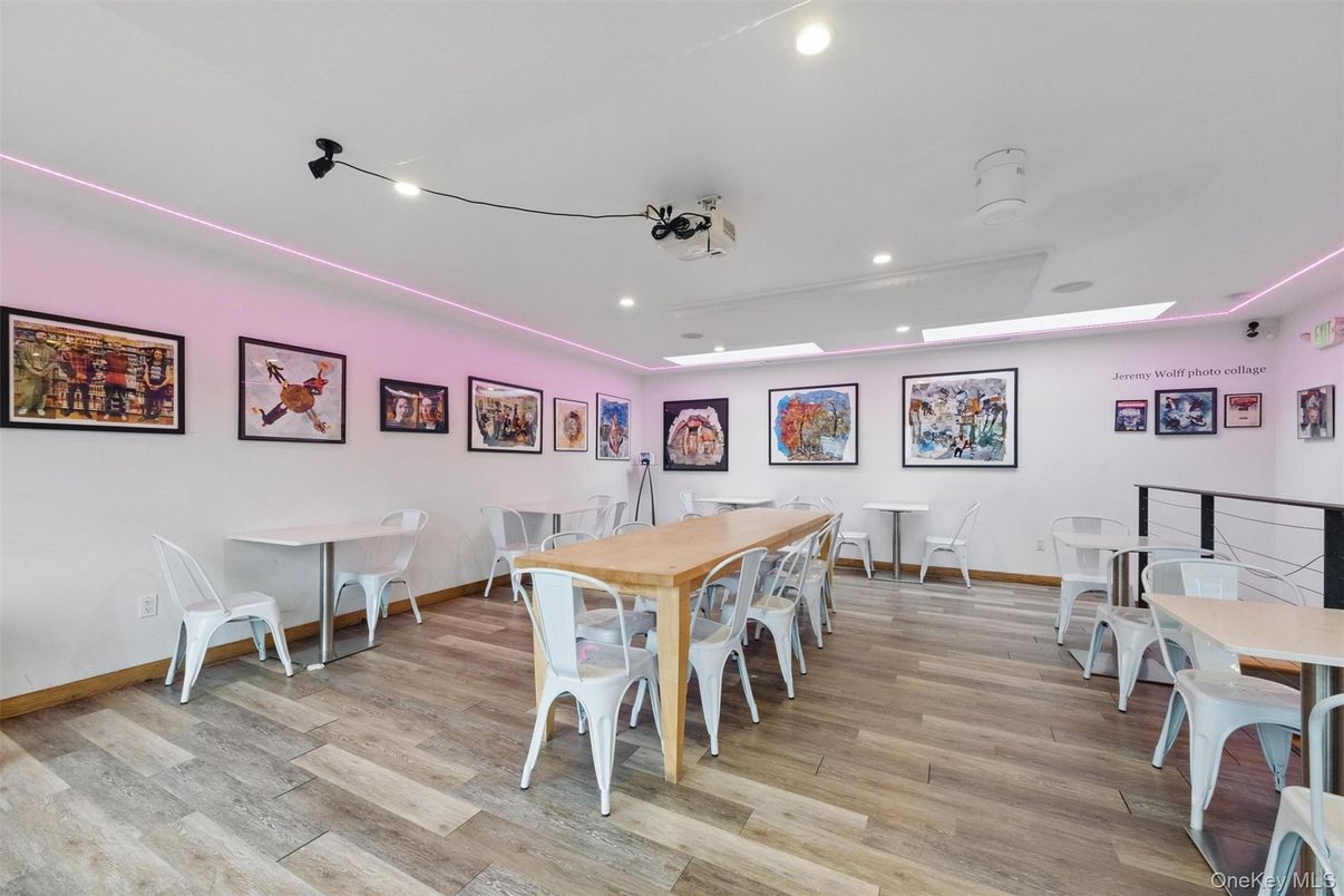 Dining room, Interior, Recessed Lighting, Wood Texture Flooring
