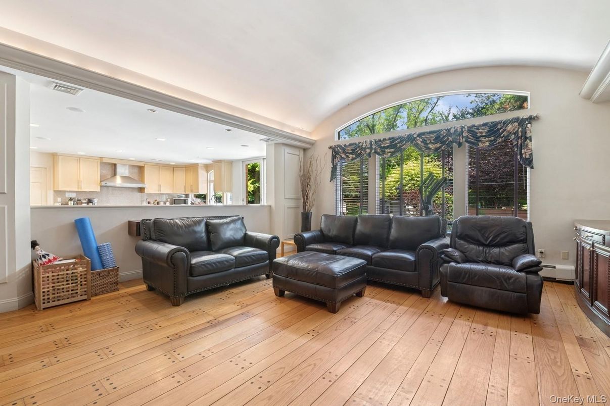 Interior, Kitchen, Living room, Recessed Lighting, Stainless Steel Appliances, Wood Texture Flooring