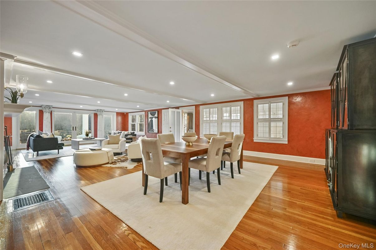 Dining room, Interior, Living room, Recessed Lighting, Wood Texture Flooring