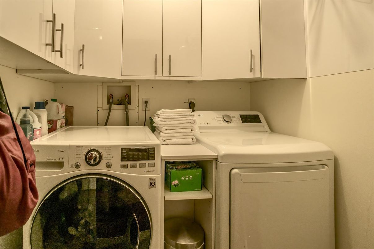 Interior, Washer