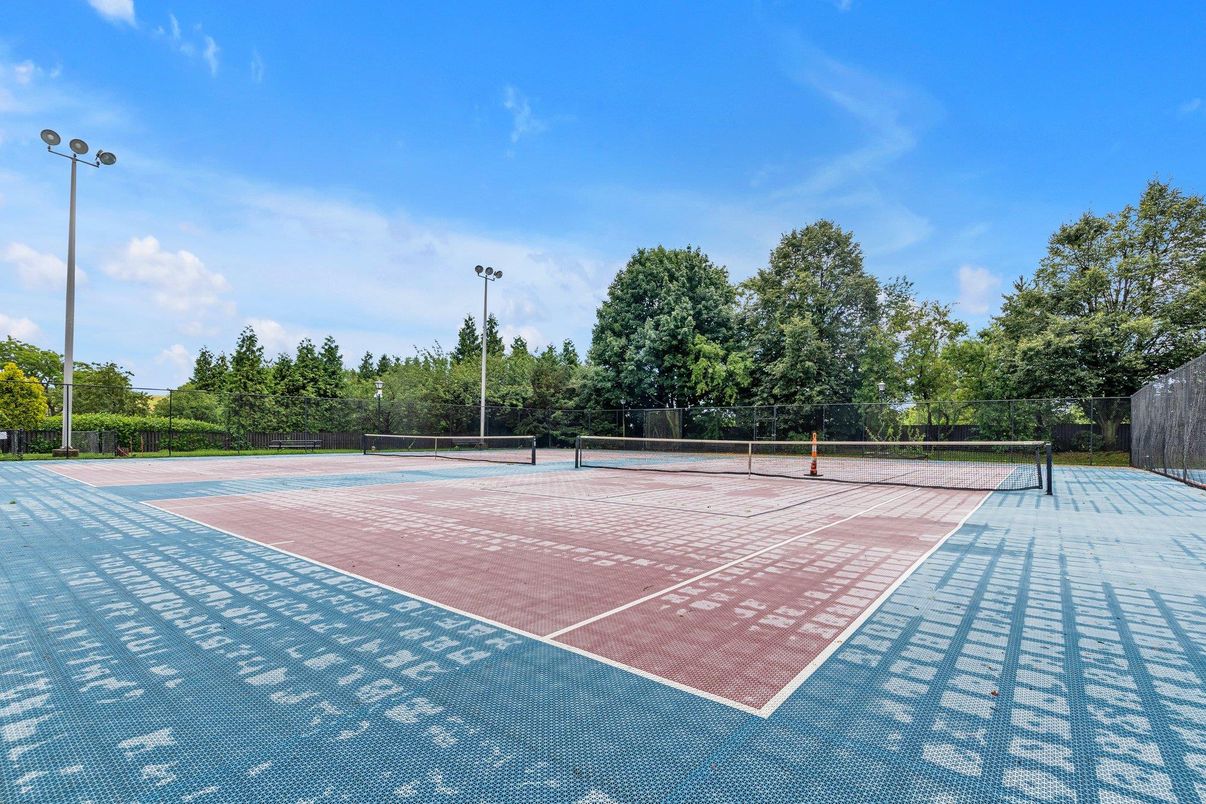 Exterior, Tennis Courts