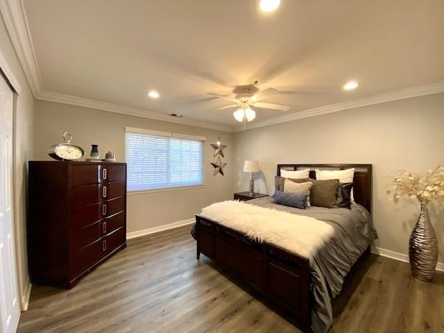 Bedroom, Interior, Recessed Lighting, Wood Texture Flooring