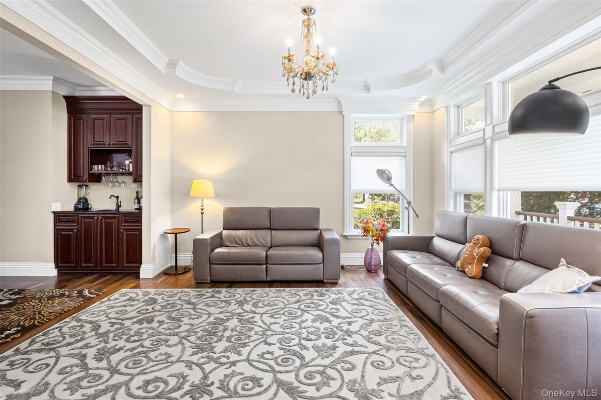 Chandelier, Interior, Living room, Recessed Lighting, Wood Texture Flooring