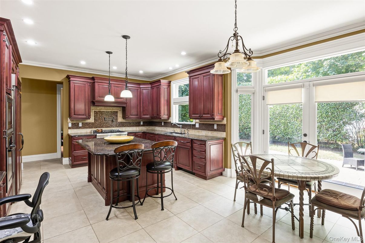 Dining room, Interior, Kitchen, Pendant Lights, Recessed Lighting
