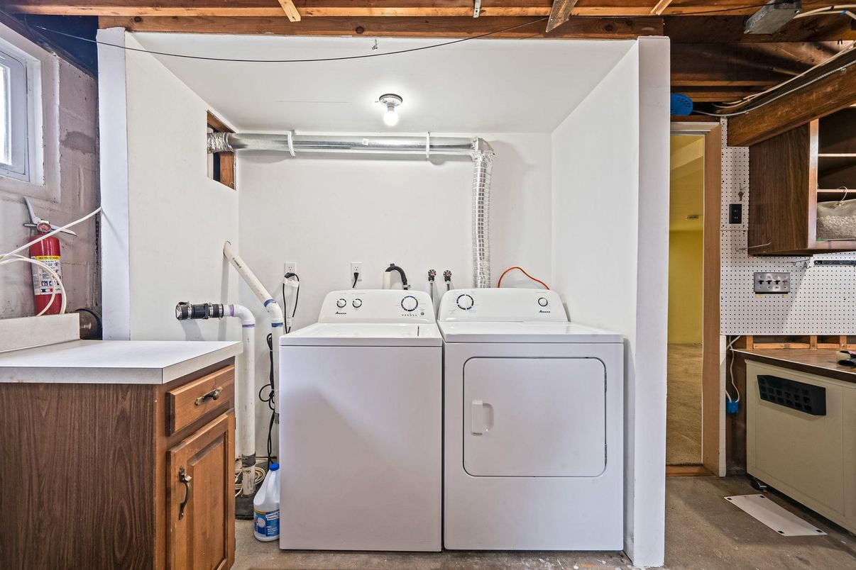 Interior, Utility Closets, Washer