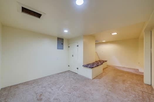 Empty room, Interior, Recessed Lighting