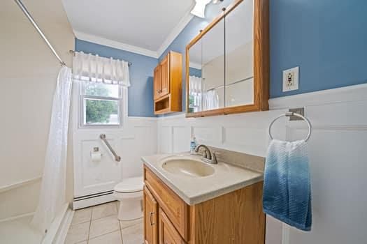 Bathroom, Interior