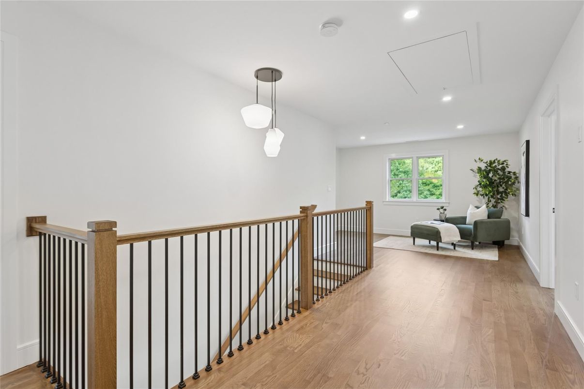 Interior, Pendant Lights, Recessed Lighting, Wood Texture Flooring