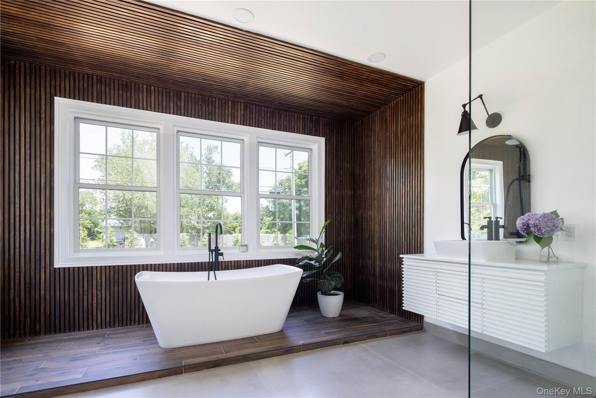 Bathroom, Free Standing Baths, Interior, Wooden Ceilings, Wooden Walls