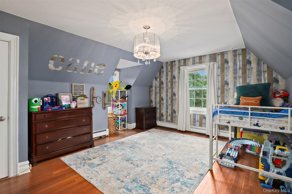 Chandelier, Interior, Wood Texture Flooring