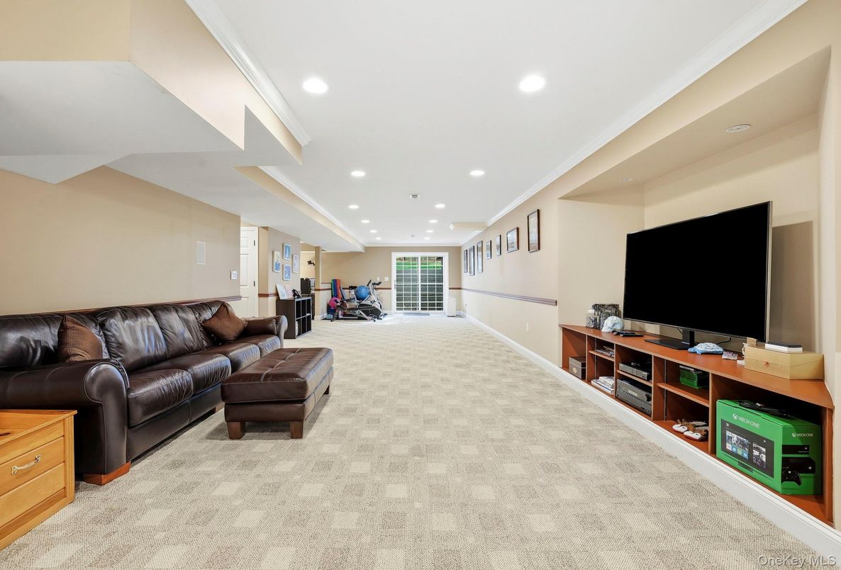 Interior, Living room, Recessed Lighting