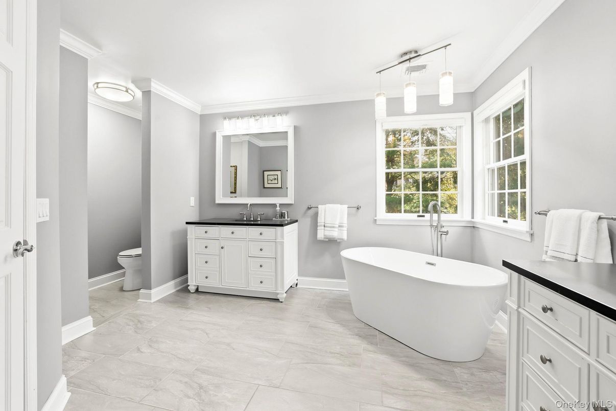 Bathroom, Dual Sink Vanities, Free Standing Baths, Interior, Marble, Pendant Lights