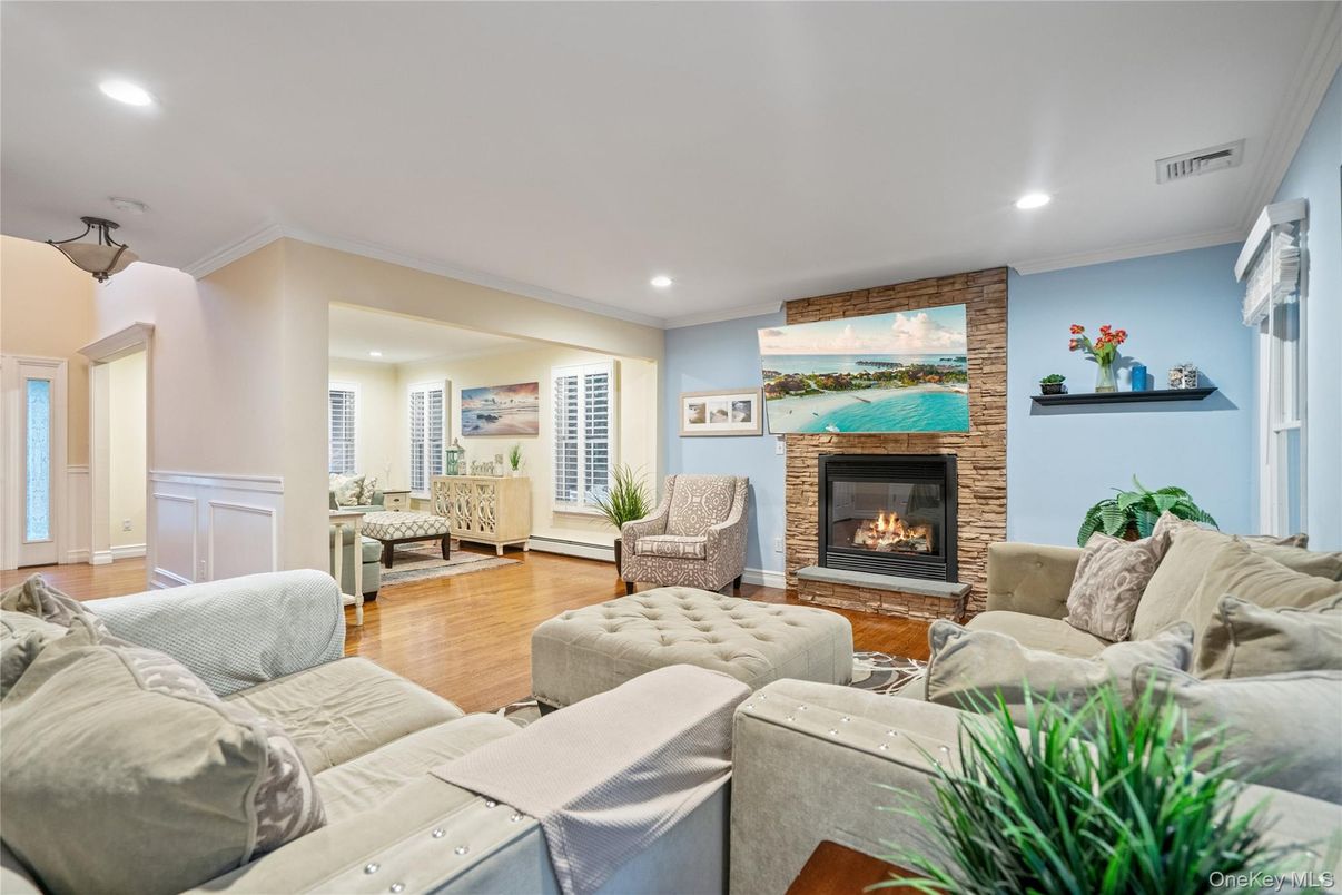 Fireplace, Interior, Living room, Recessed Lighting, Wood Texture Flooring