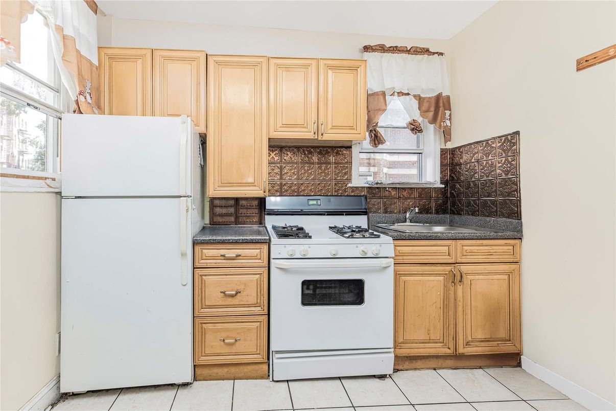 Interior, Kitchen
