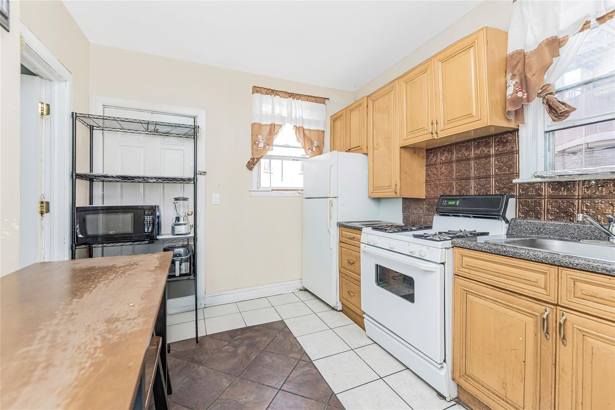 Interior, Kitchen