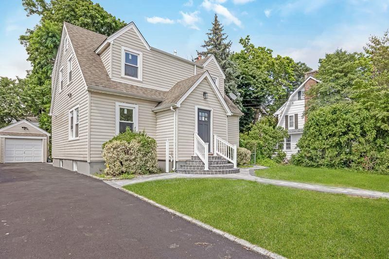 Detached Garage, Exterior, Facade, Cape Cod