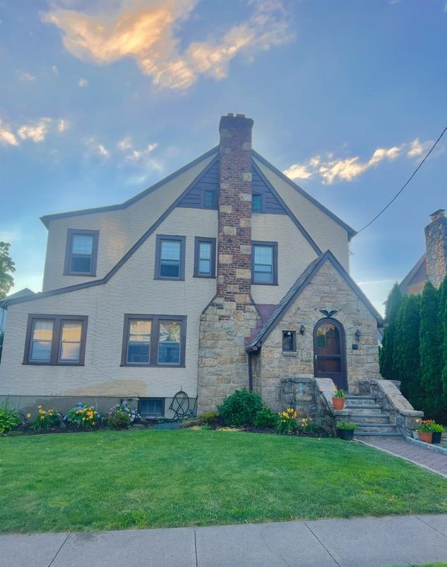 Exterior, Facade, Tudor Revival