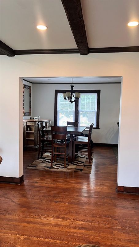 Dining room, Interior, Recessed Lighting, Wood Texture Flooring