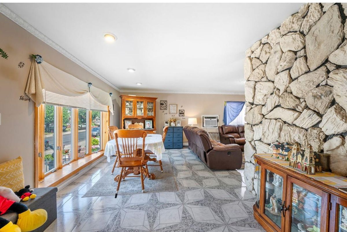 Dining room, Interior, Living room, Recessed Lighting, Stone Walls