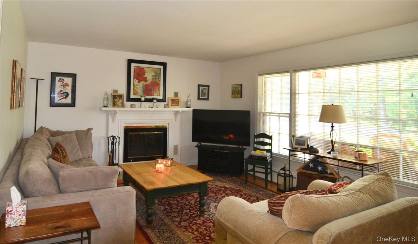 Fireplace, Interior, Living room