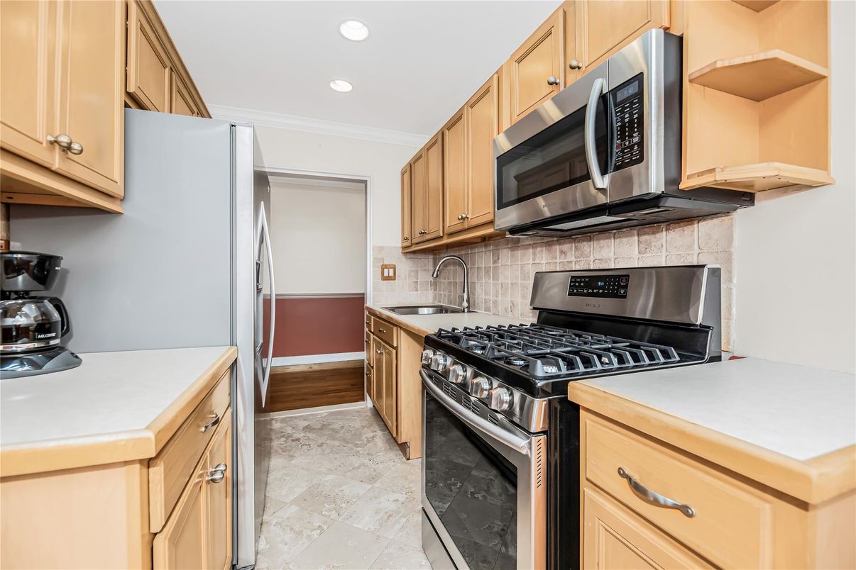 Interior, Kitchen, Recessed Lighting, Stainless Steel Appliances