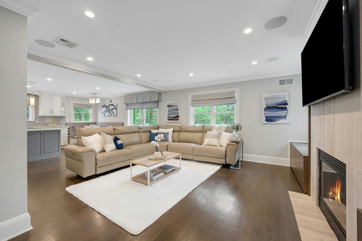 Fireplace, Interior, Kitchen, Living room, Pendant Lights, Recessed Lighting, Wood Texture Flooring