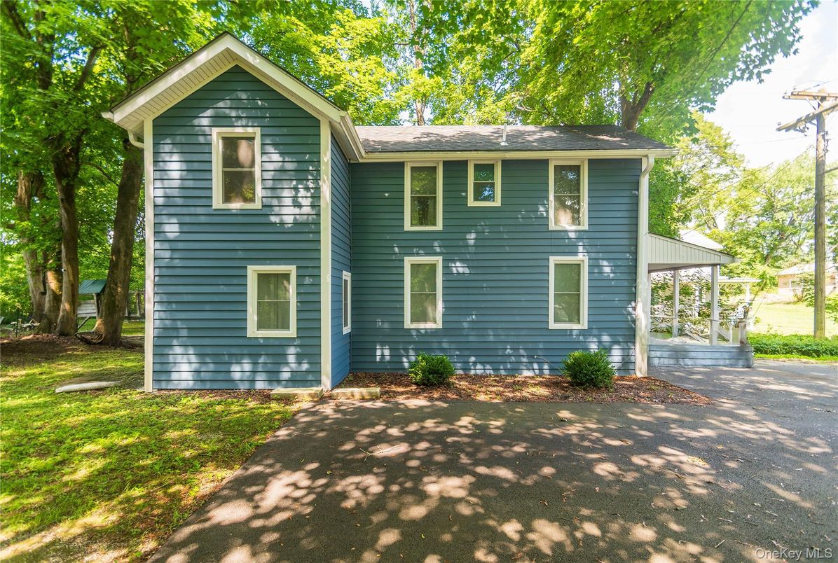 Exterior, Facade, Georgian