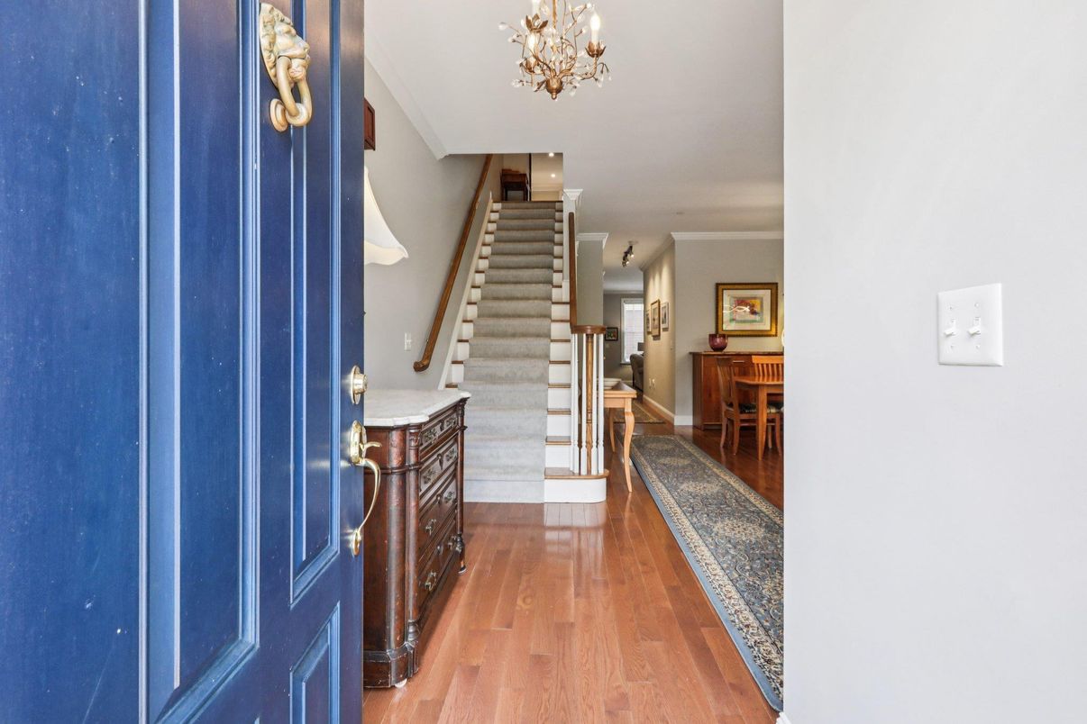 Chandelier, Interior, Wood Texture Flooring