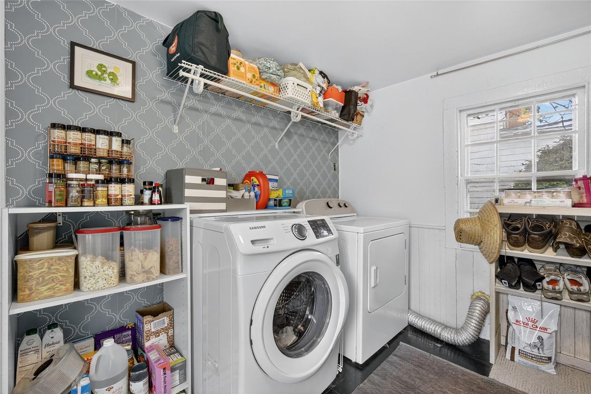 Interior, Washer