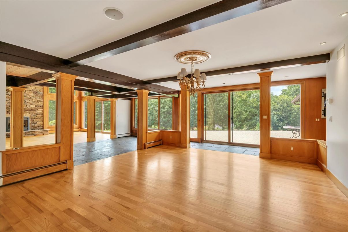 Chandelier, Empty room, Interior, Recessed Lighting, Wood Texture Flooring