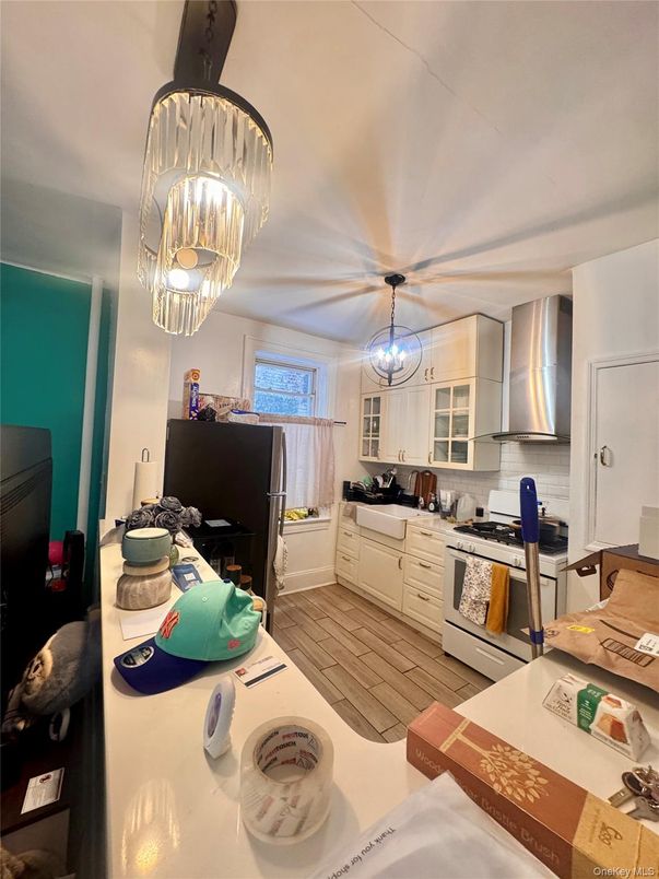 Chandelier, Interior, Kitchen, Stainless Steel Appliances, Wood Texture Flooring