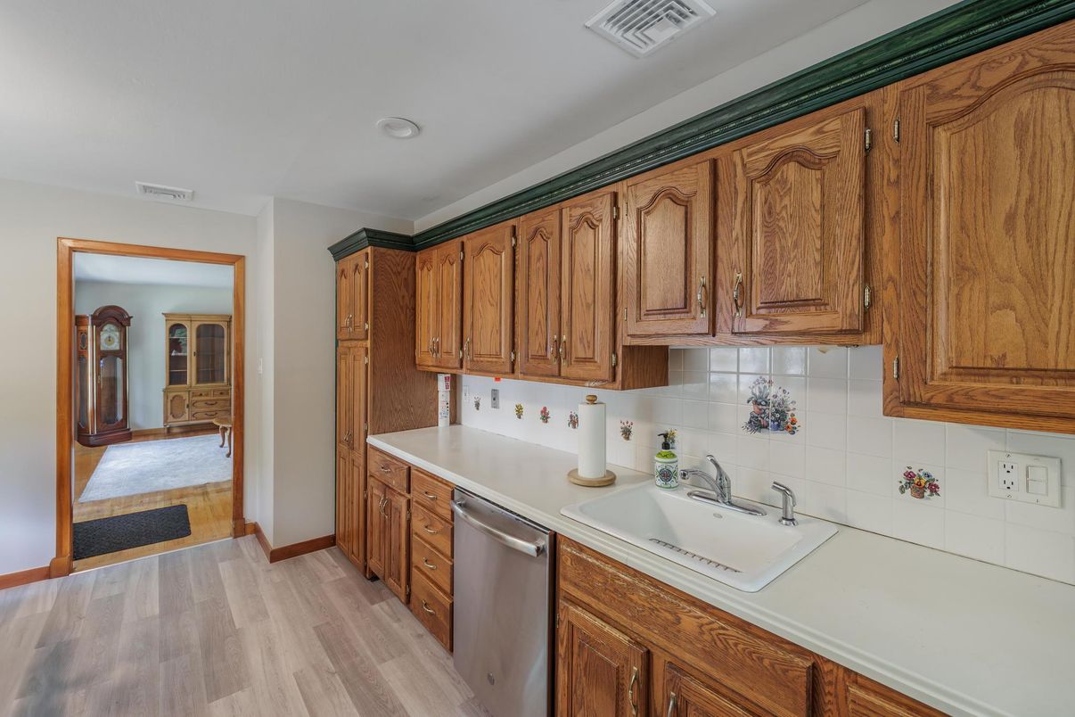 Interior, Kitchen, Recessed Lighting, Wood Texture Flooring