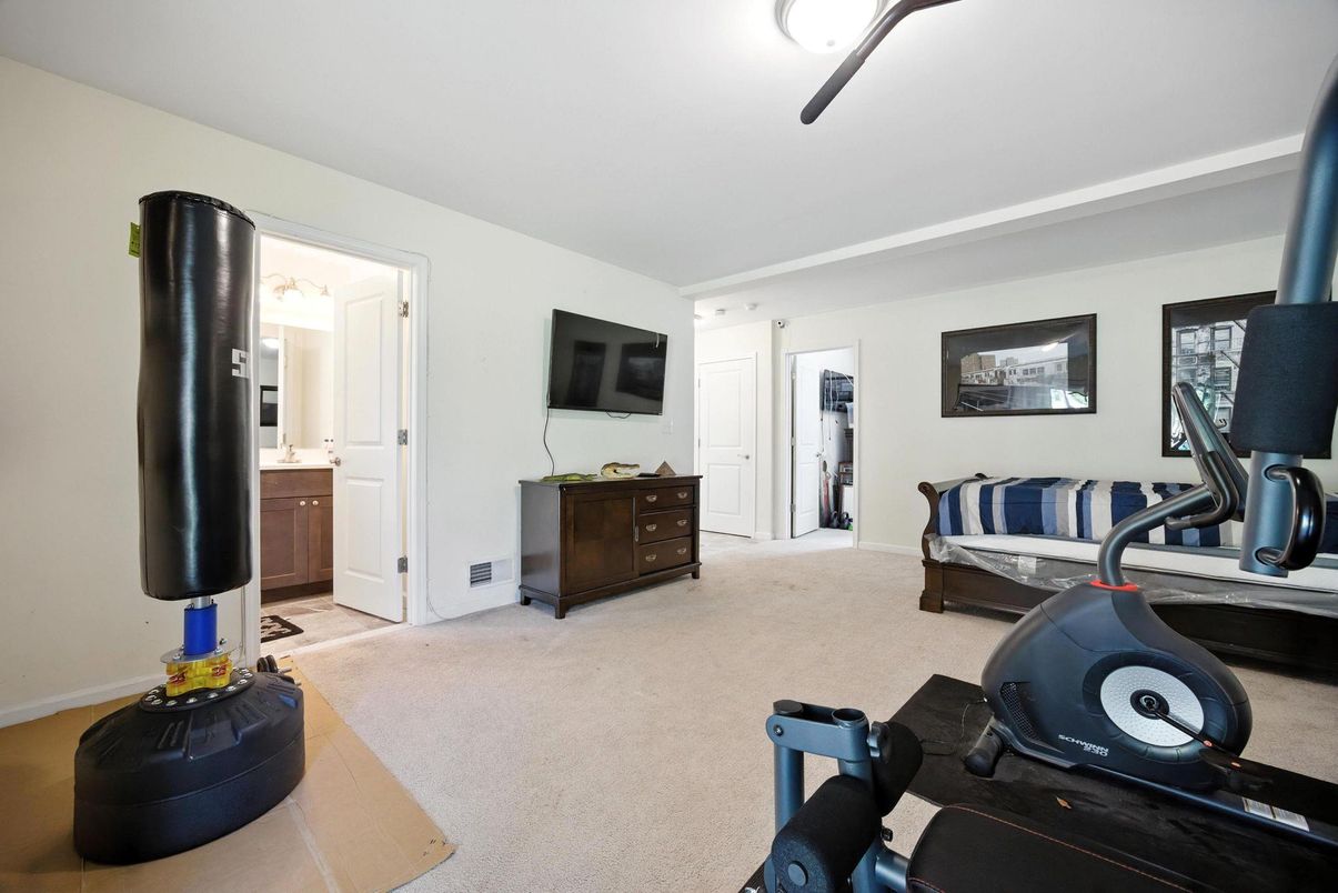 Fitness Equipment, Interior
