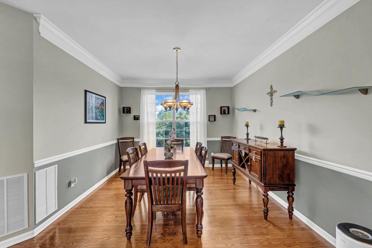 Chandelier, Dining room, Interior, Pendant Lights, Wood Texture Flooring