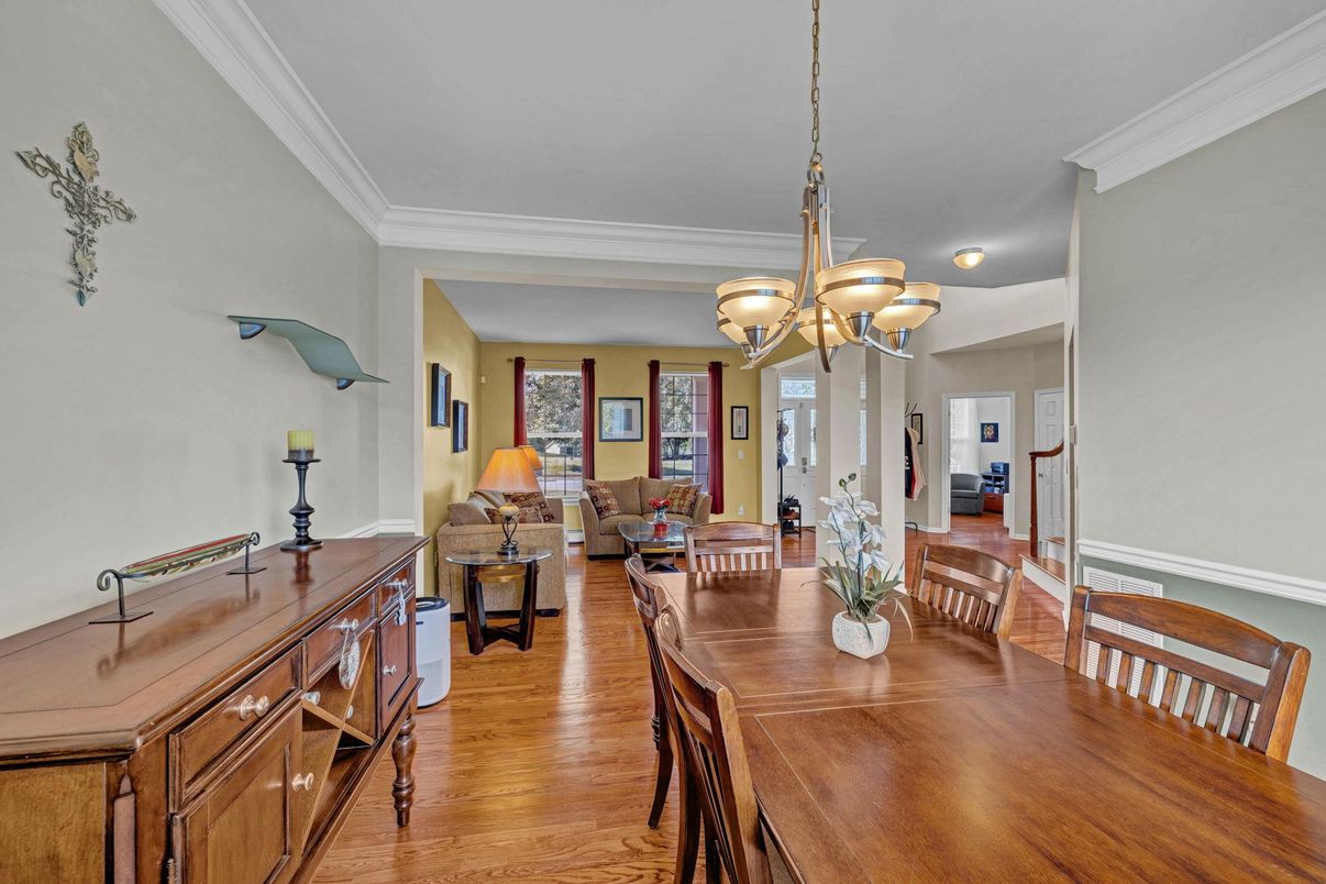 Chandelier, Dining room, Interior, Living room, Wood Texture Flooring