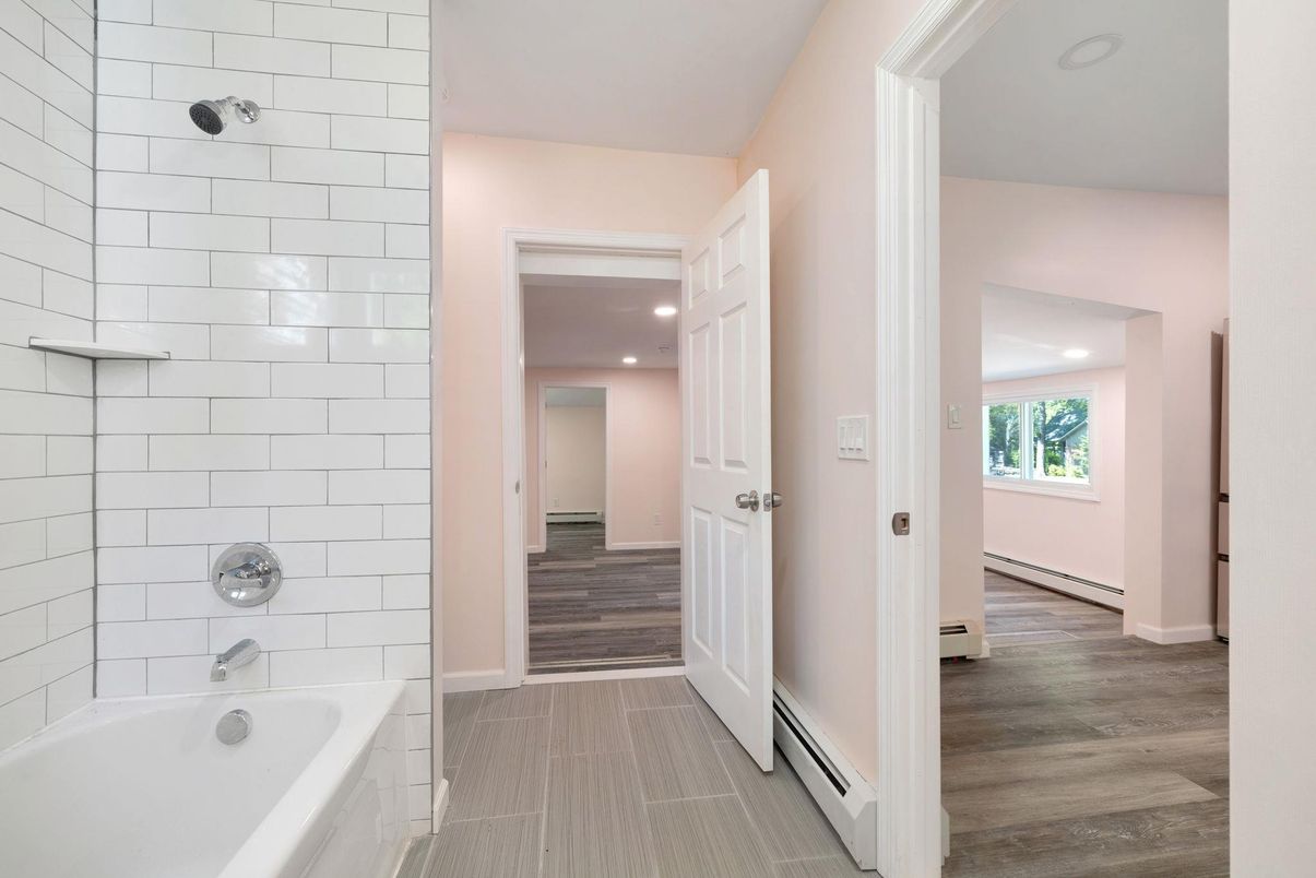 Bathroom, Interior, Recessed Lighting, Wood Texture Flooring