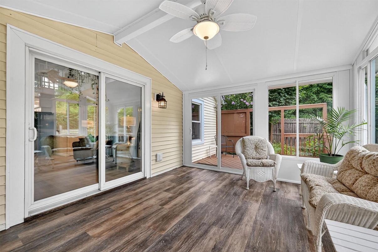 Interior, Sun Room, Wood Texture Flooring