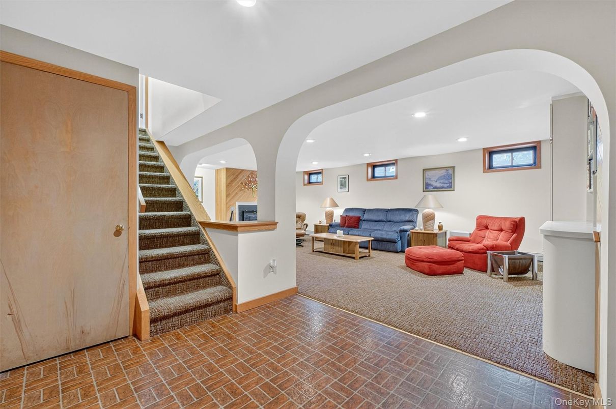 Interior, Living room, Recessed Lighting