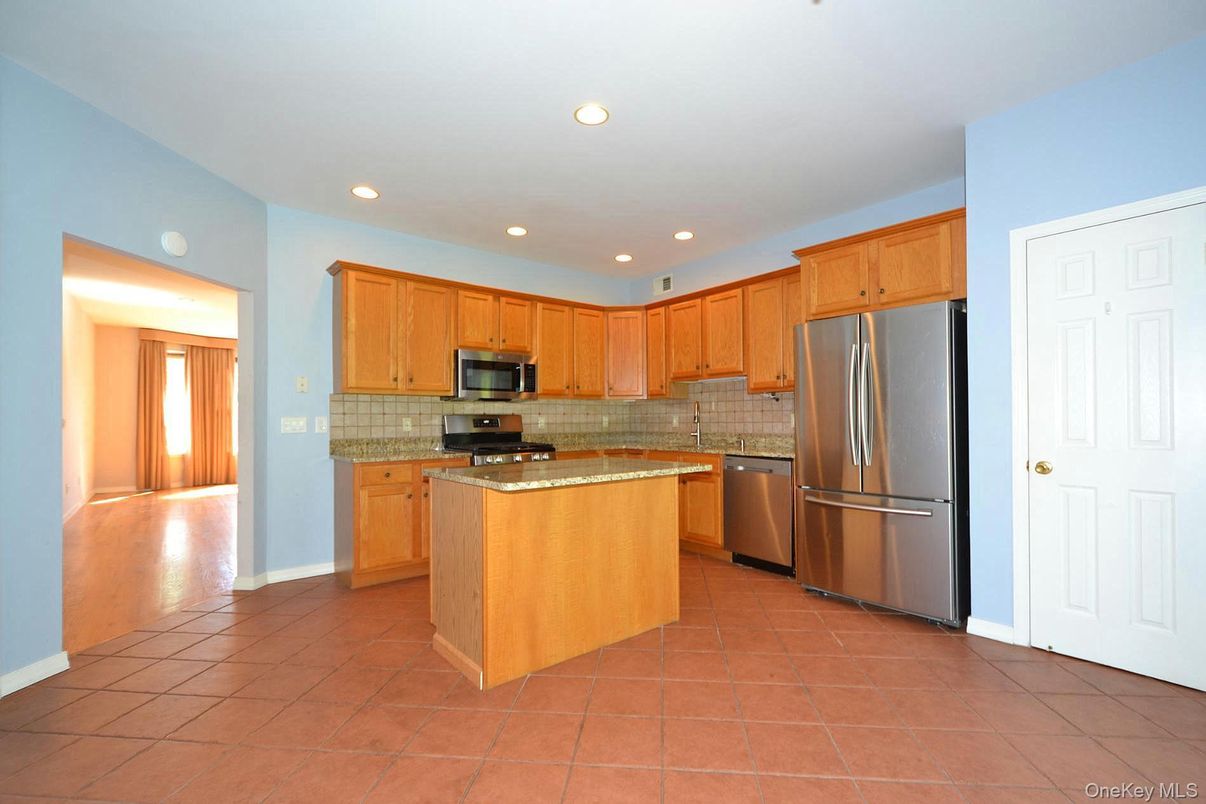 Interior, Kitchen, Recessed Lighting, Stainless Steel Appliances, Tile Countertops
