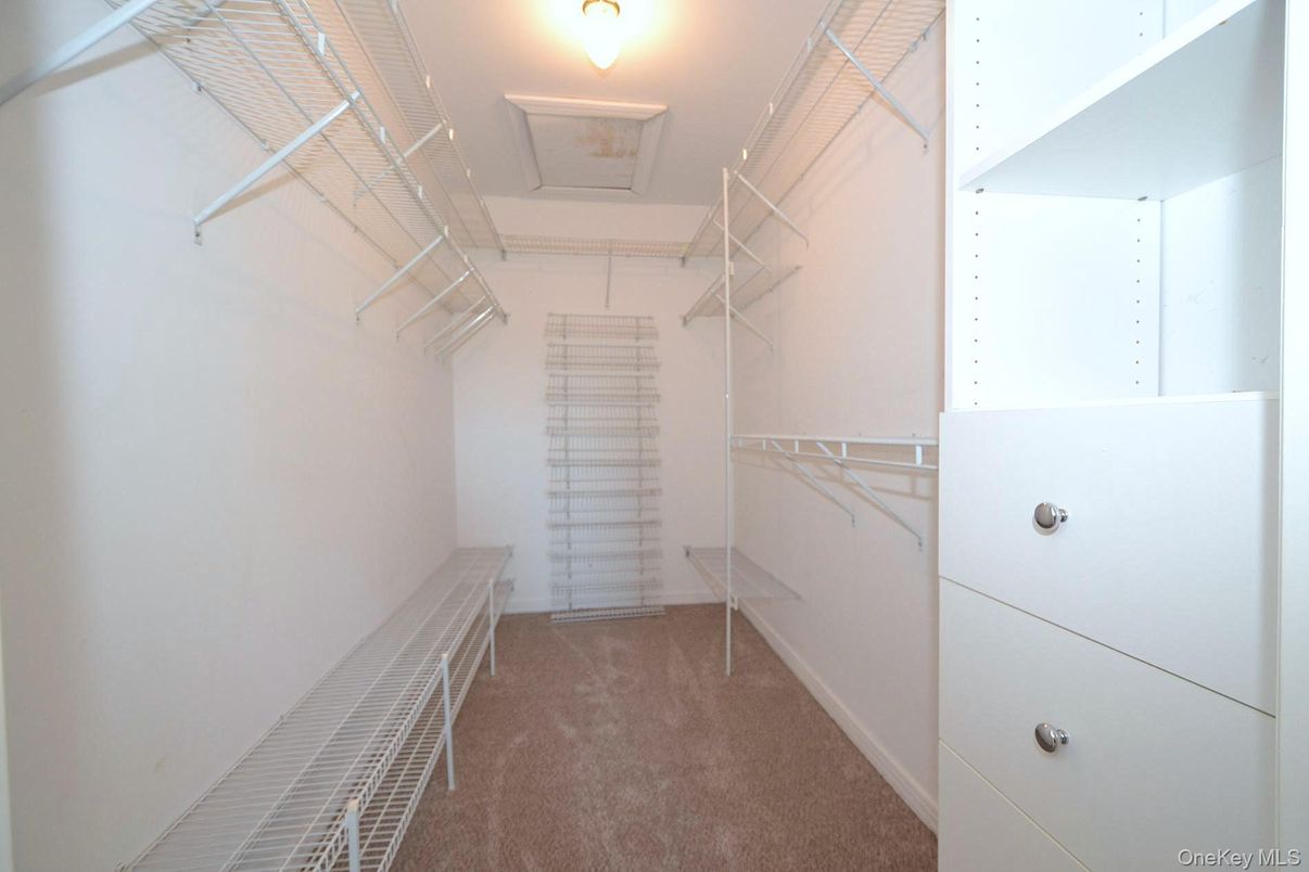 Interior, Walk-in Closets