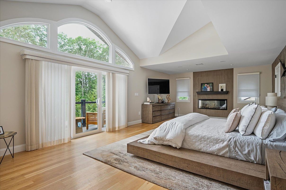 Bedroom, Fireplace, Interior, Recessed Lighting, Wood Texture Flooring
