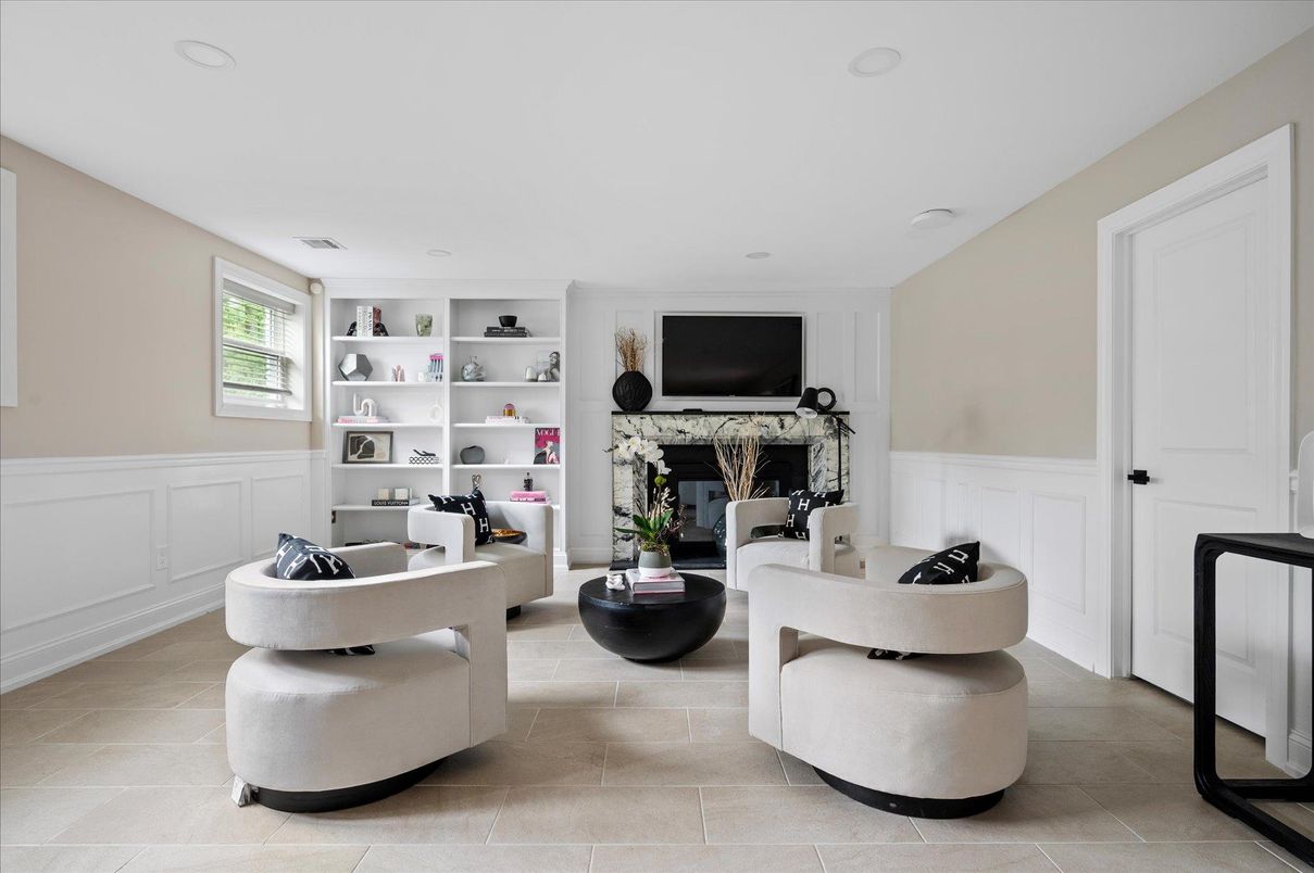 Fireplace, Interior, Living room, Recessed Lighting