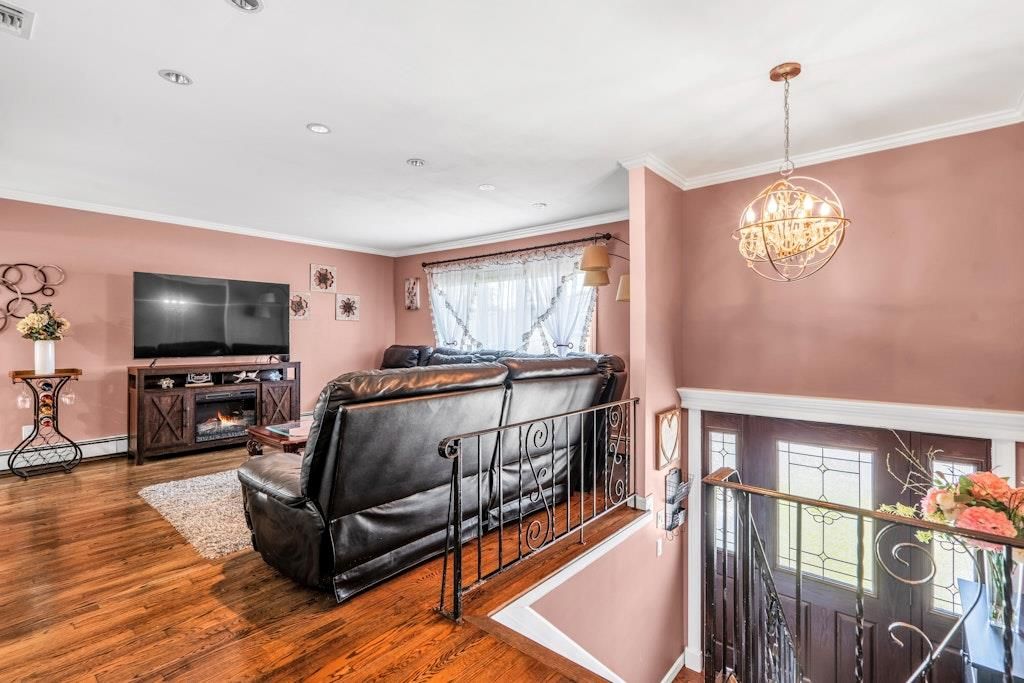 Fireplace, Interior, Living room, Pendant Lights, Recessed Lighting, Wood Texture Flooring
