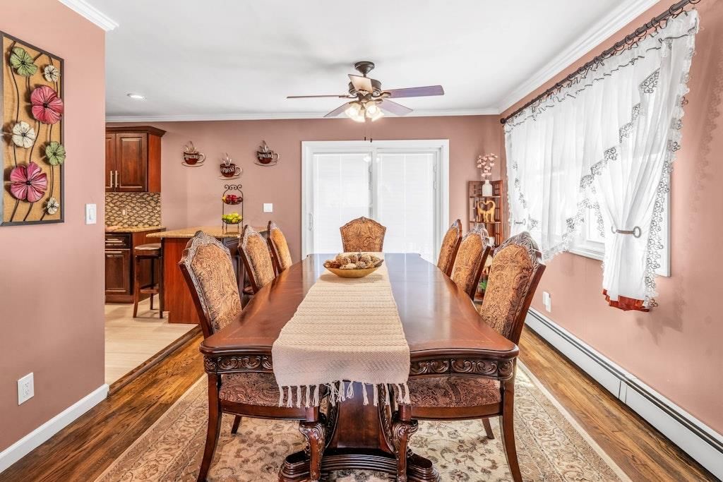 Dining room, Interior, Recessed Lighting, Wood Texture Flooring