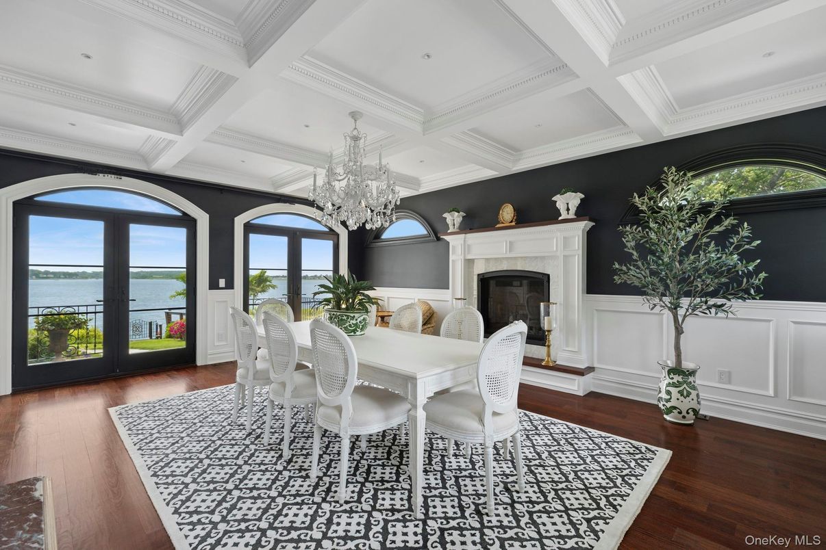 Chandelier, Dining room, Fireplace, Interior, Recessed Lighting, Water, Wood Texture Flooring